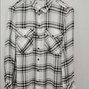 Sanctuary/ super soft/ black and white flannel